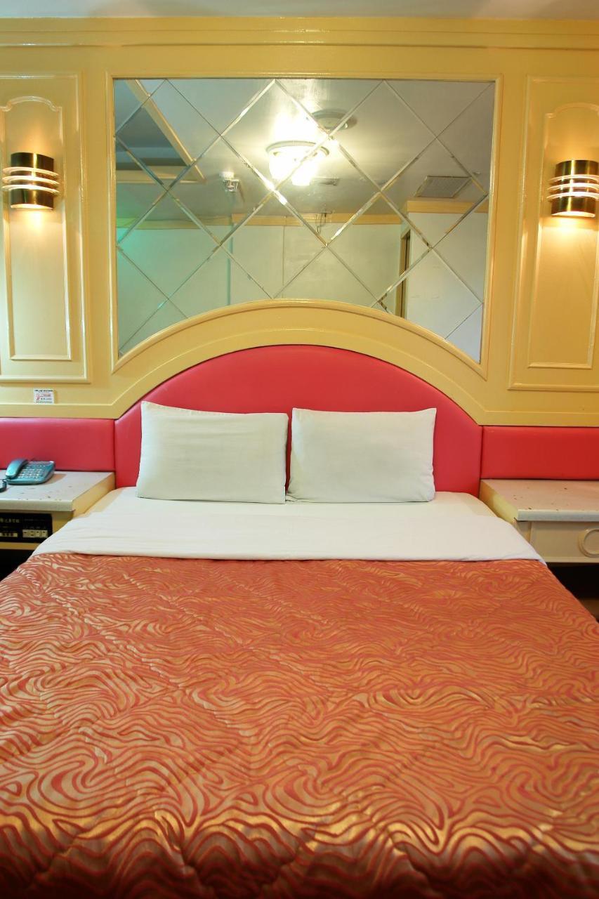 Rido Hotel Тайчжун Экстерьер фото